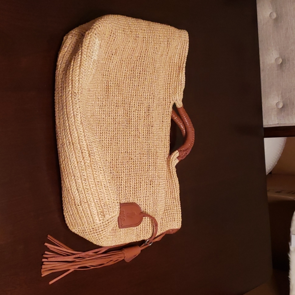 Straw bag